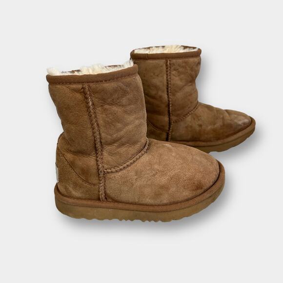 Ugg Classic Chestnut Boot 11 - Picture 1 of 9